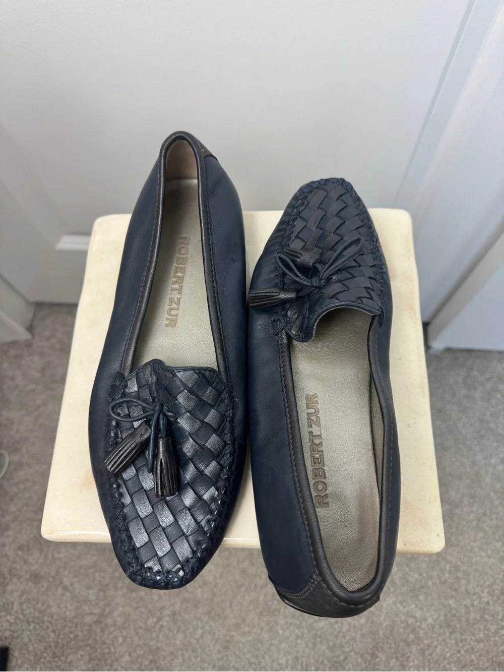 Women’s Robert Zur navy blue driving loafers, Petra collection — Size 8.5